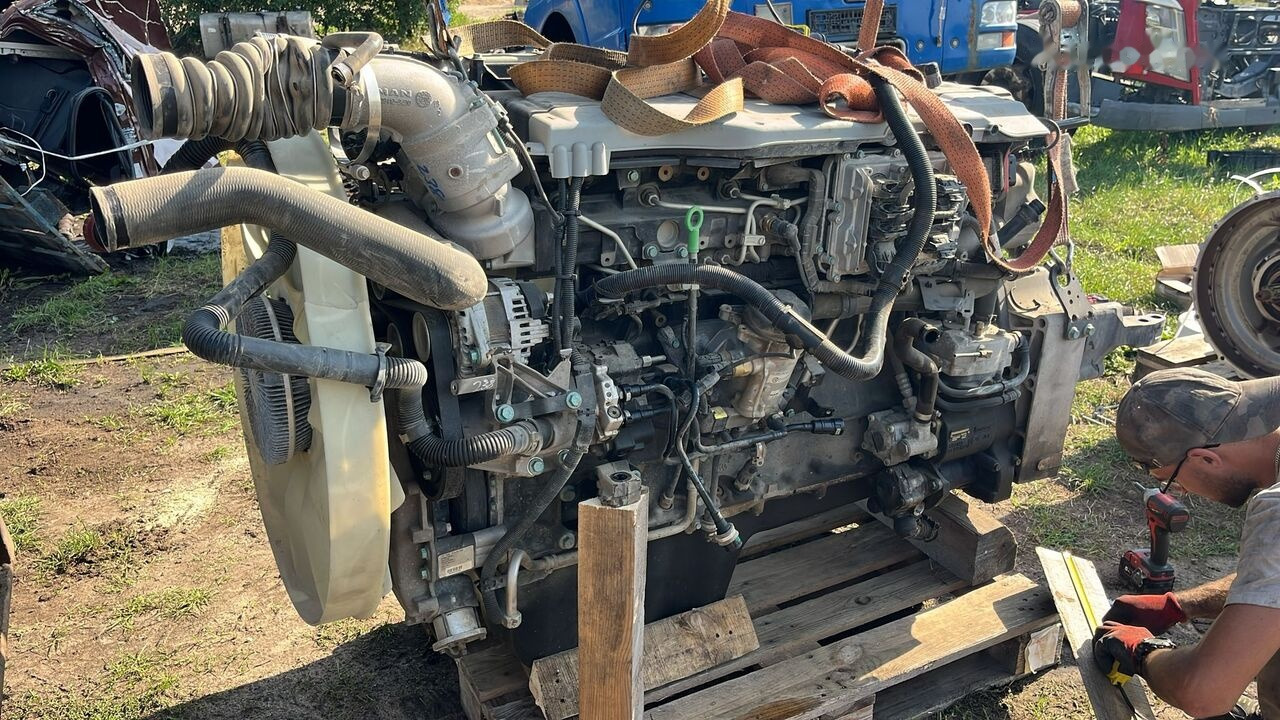 MAN D2676LF78 truck - المحرك - شاحنة: صور 2 MAN D2676LF78 truck - المحرك - شاحنة: صور 2