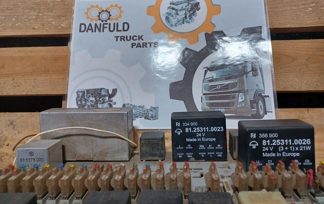 MAN truck - كتلة التحكم - شاحنة: صور 3 MAN truck - كتلة التحكم - شاحنة: صور 3