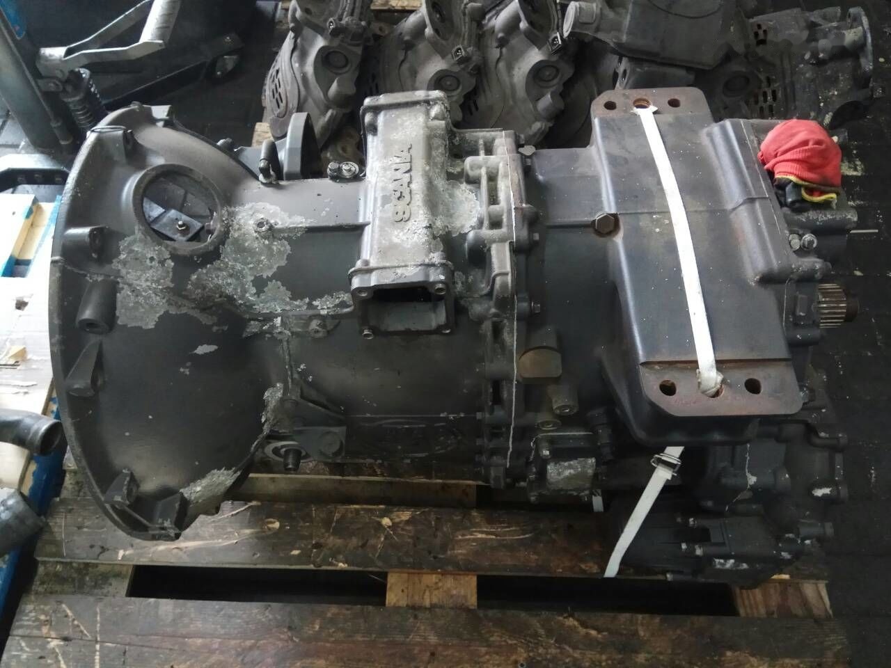 Scania GRS895R Scania R - علبة التروس - شاحنة: صور 2 Scania GRS895R Scania R - علبة التروس - شاحنة: صور 2