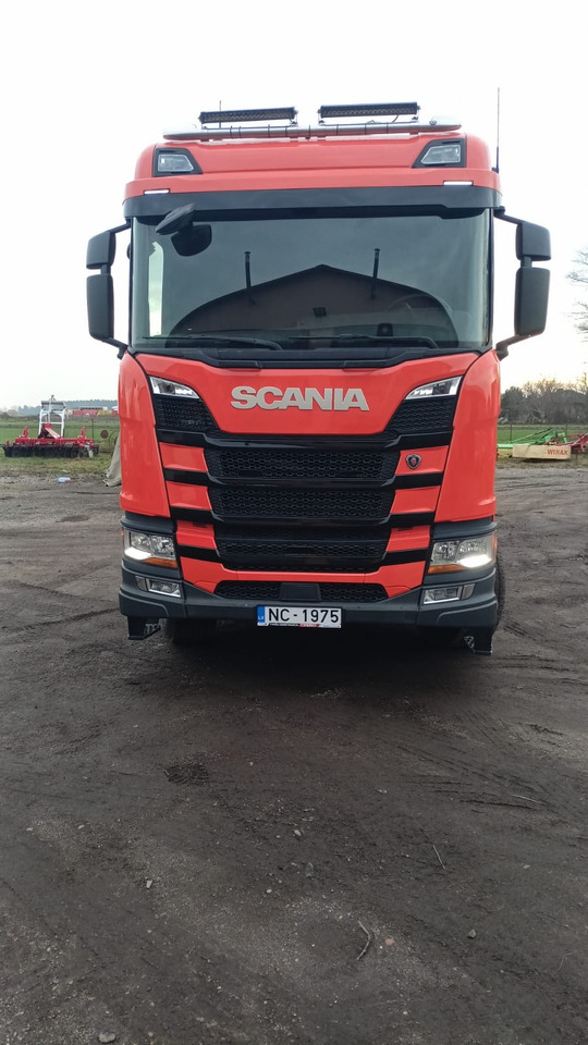 Scania R450 - شاحنة قطع الأشجار, شاحنة كرين: صور 3 Scania R450 - شاحنة قطع الأشجار, شاحنة كرين: صور 3