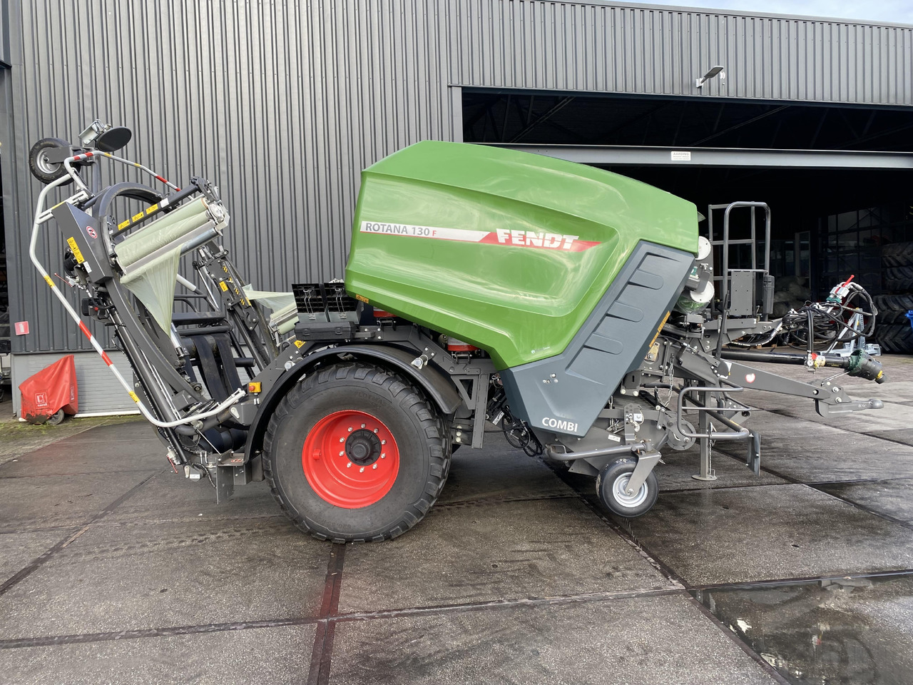 Fendt 130F Combi - معدة تغليف البالات: صور 2 Fendt 130F Combi - معدة تغليف البالات: صور 2