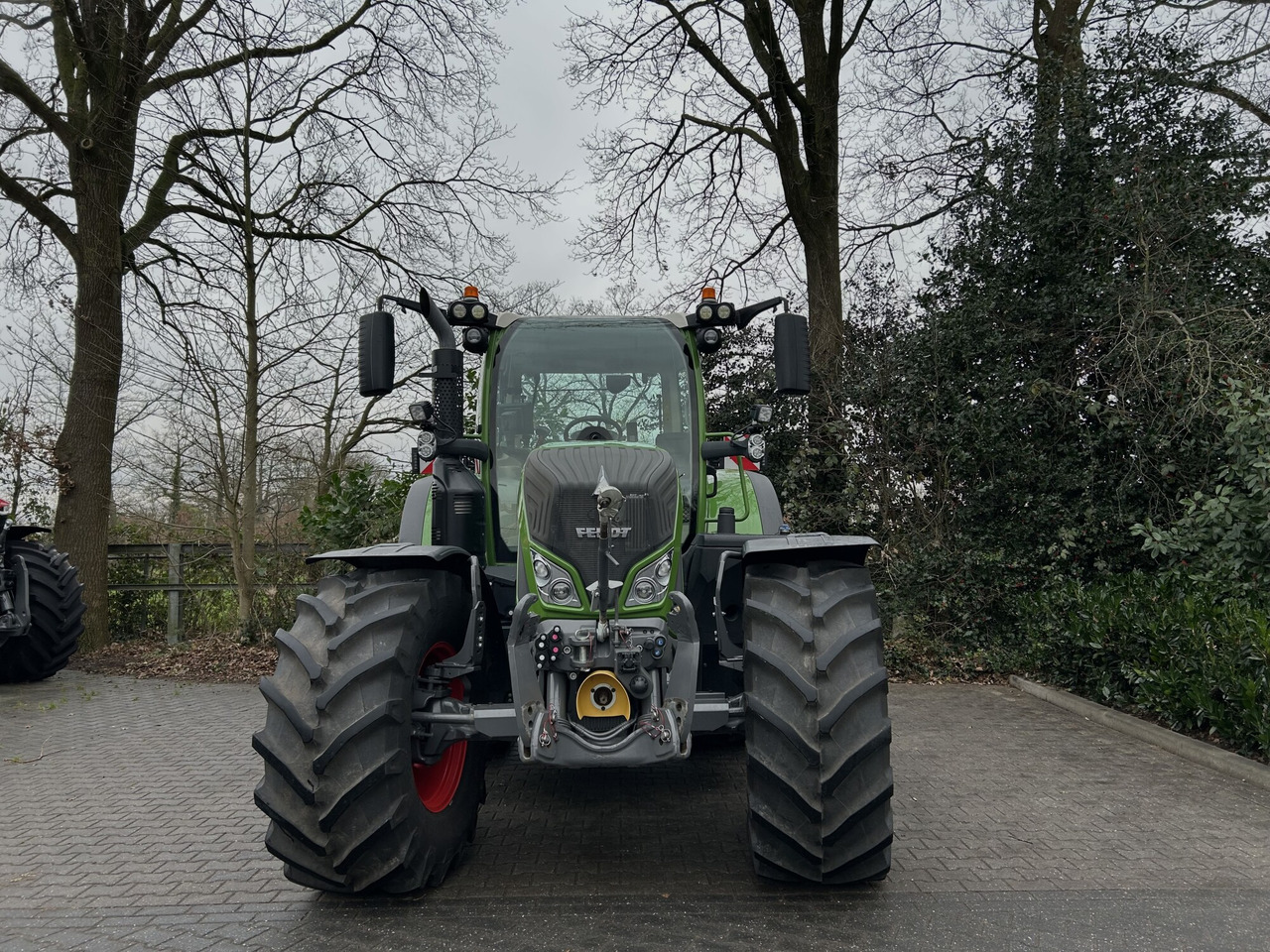 Fendt 724 Vario Gen6 ProfiPlus setting 2 - جرار: صور 3 Fendt 724 Vario Gen6 ProfiPlus setting 2 - جرار: صور 3