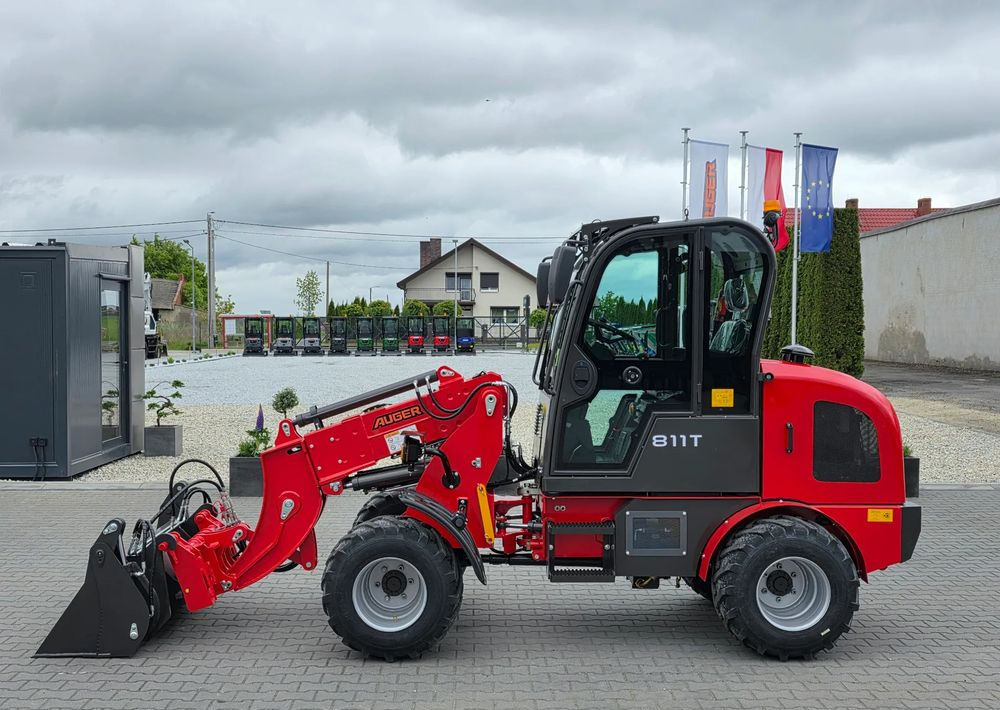 Inny NOWA ładowarka kołowa teleskopowa AUGER 811T - جرافة ذات عجلات تلسكوبية: صور 4 Inny NOWA ładowarka kołowa teleskopowa AUGER 811T - جرافة ذات عجلات تلسكوبية: صور 4