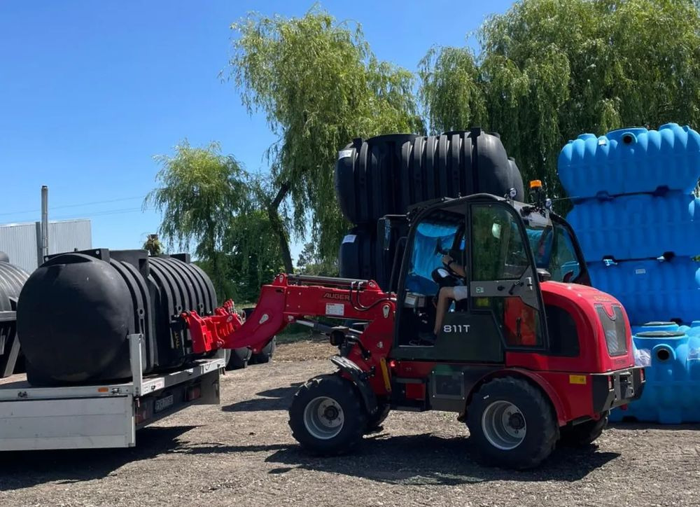 Inny NOWA ładowarka kołowa teleskopowa AUGER 811T - جرافة ذات عجلات تلسكوبية: صور 3 Inny NOWA ładowarka kołowa teleskopowa AUGER 811T - جرافة ذات عجلات تلسكوبية: صور 3