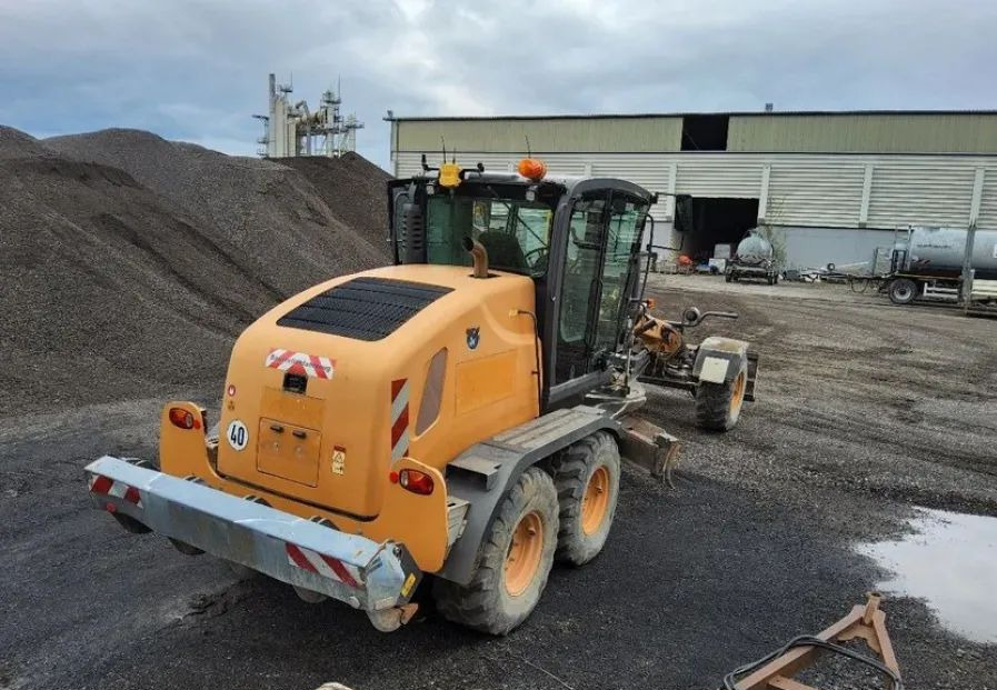 New Holland 836C AWD, 6X6, 2016 ROK, SYSTEM NIWELACJI TRIMBLE 3D - مدحلة: صور 4 New Holland 836C AWD, 6X6, 2016 ROK, SYSTEM NIWELACJI TRIMBLE 3D - مدحلة: صور 4