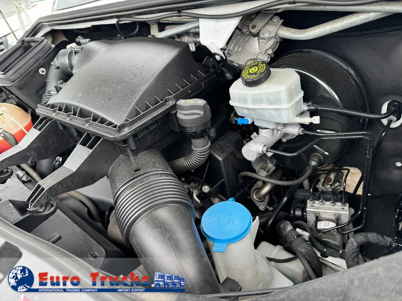 الشاحنات الصغيرة المبردة Mercedes-Benz sprinter316CDI/only export gearbox problem: صور 15