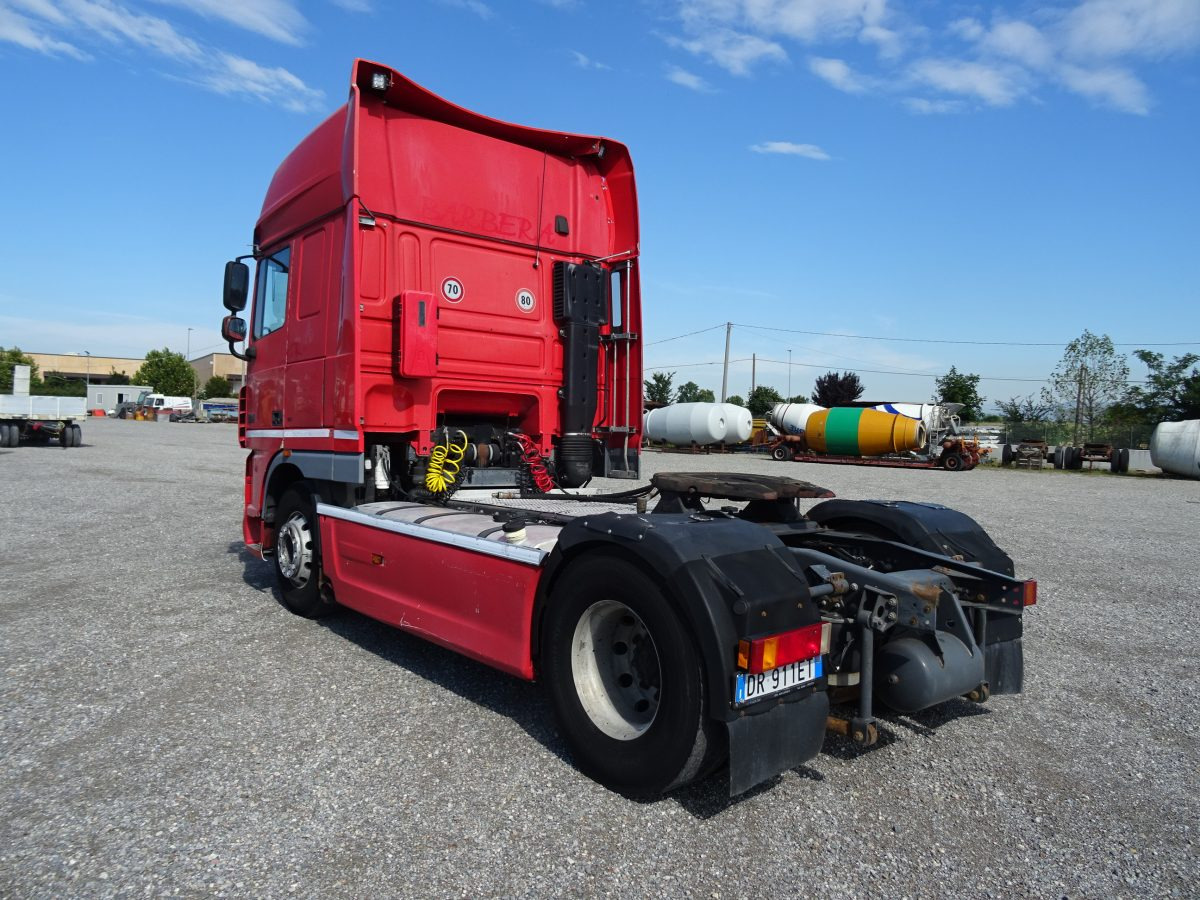 شاحنة جرار DAF XF 105.480: صور 7