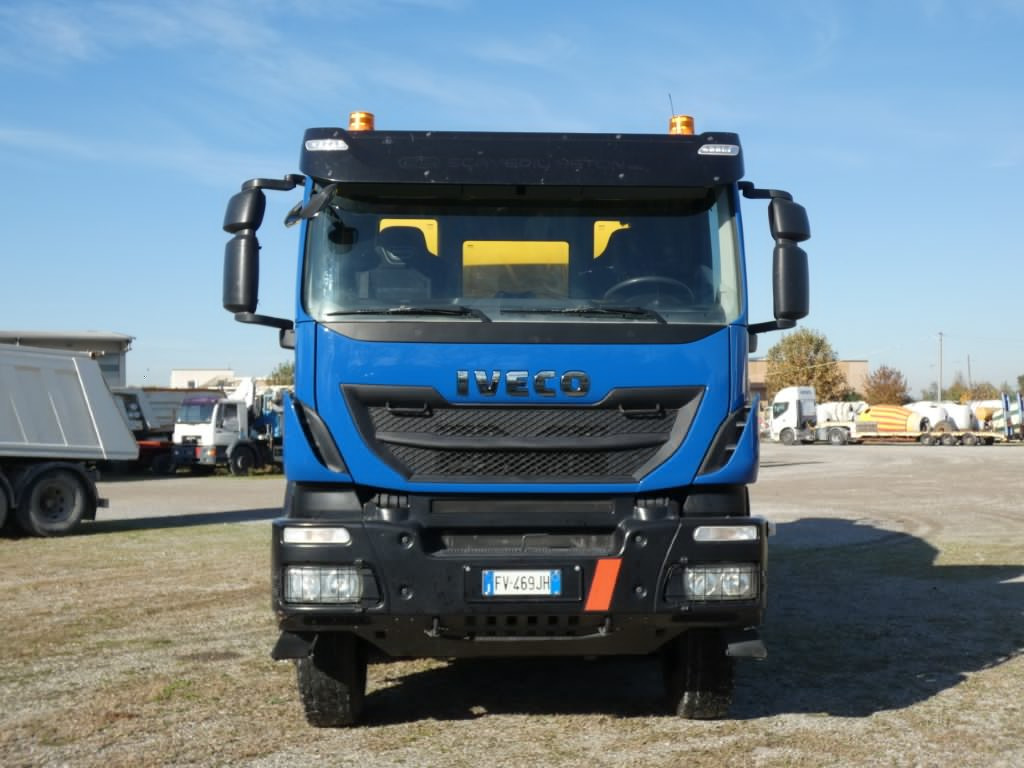 IVECO TRAKKER 500 CIFA RY1300 - شاحنة خلاطة خرسانة: صور 5 IVECO TRAKKER 500 CIFA RY1300 - شاحنة خلاطة خرسانة: صور 5