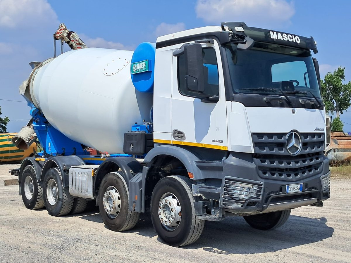 MERCEDES AROCS 4142 - شاحنة خلاطة خرسانة: صور 1 MERCEDES AROCS 4142 - شاحنة خلاطة خرسانة: صور 1