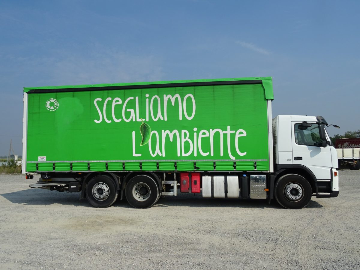 VOLVO FM9 R 62 - شاحنة ستارة: صور 4 VOLVO FM9 R 62 - شاحنة ستارة: صور 4