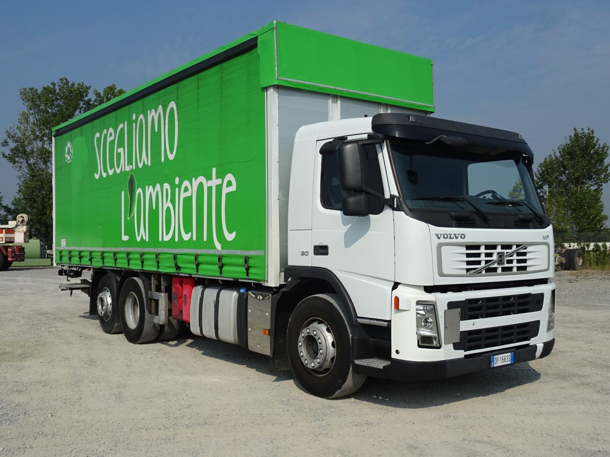 VOLVO FM9 R 62 - شاحنة ستارة: صور 3 VOLVO FM9 R 62 - شاحنة ستارة: صور 3