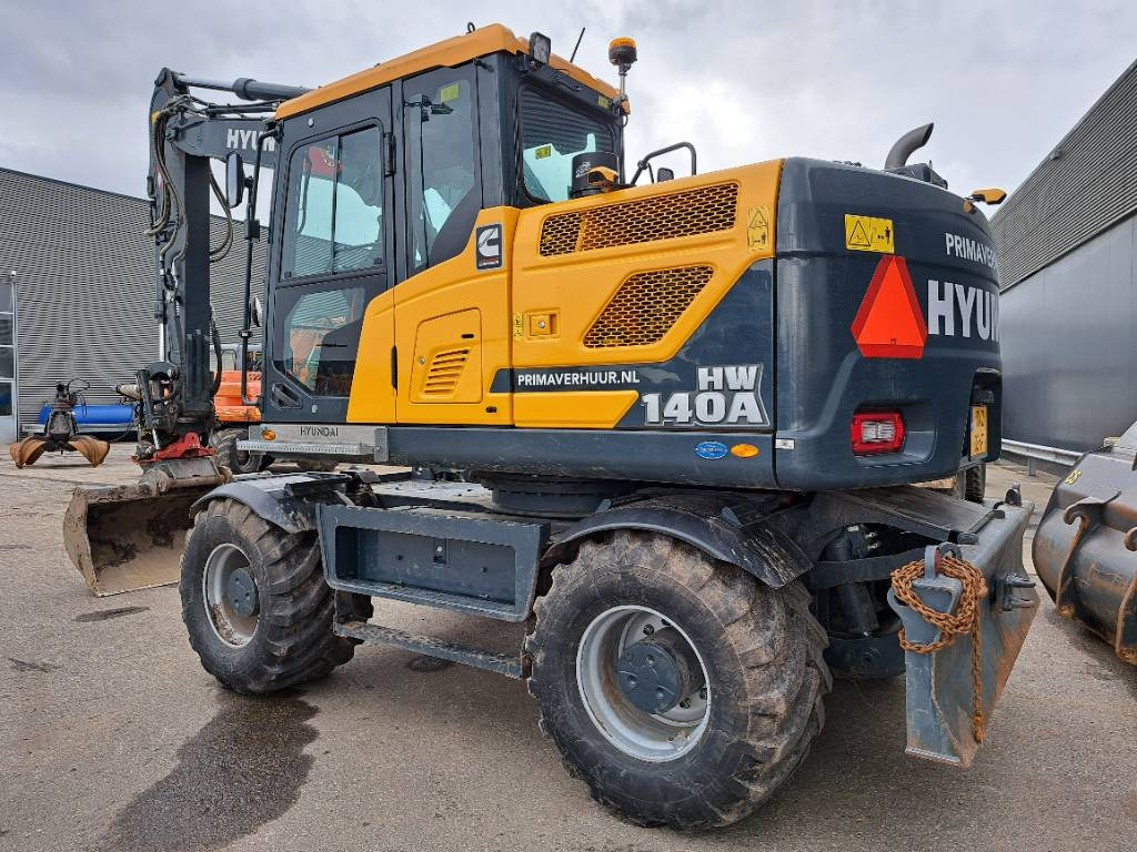 Hyundai HW140A + Tiltrotator - حفارة على عجلات: صور 2 Hyundai HW140A + Tiltrotator - حفارة على عجلات: صور 2