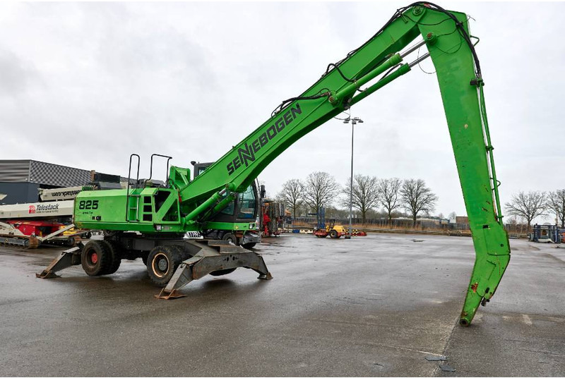 Sennebogen 825M-C - حفارة النقل والشحن: صور 4 Sennebogen 825M-C - حفارة النقل والشحن: صور 4