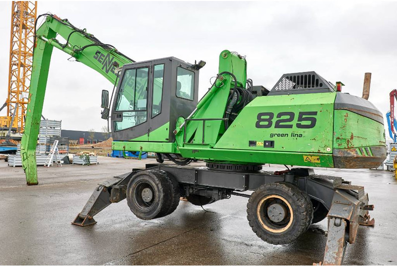 Sennebogen 825M-C - حفارة النقل والشحن: صور 1 Sennebogen 825M-C - حفارة النقل والشحن: صور 1