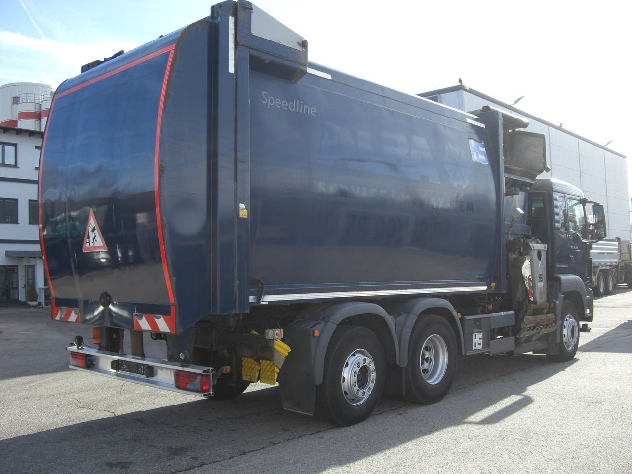 MAN 26360LL / Rechtsgesteuert MAN 26360LL / Rechtsgesteuert - شاحنة القمامة: صور 3 MAN 26360LL / Rechtsgesteuert MAN 26360LL / Rechtsgesteuert - شاحنة القمامة: صور 3