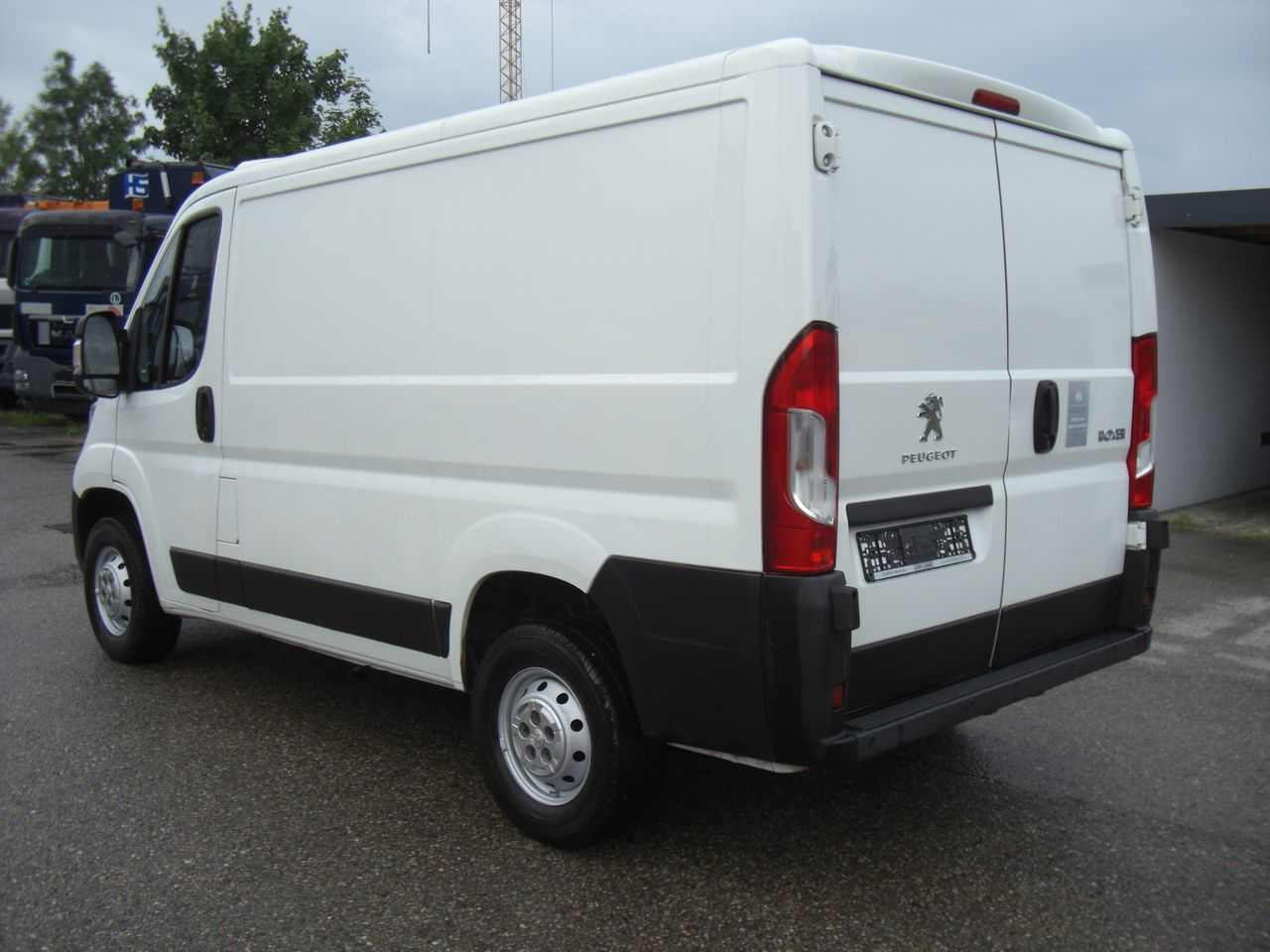 Peugeot BOXER 2,0 KURZ/NIEDRIG - فان المدمجة: صور 4 Peugeot BOXER 2,0 KURZ/NIEDRIG - فان المدمجة: صور 4
