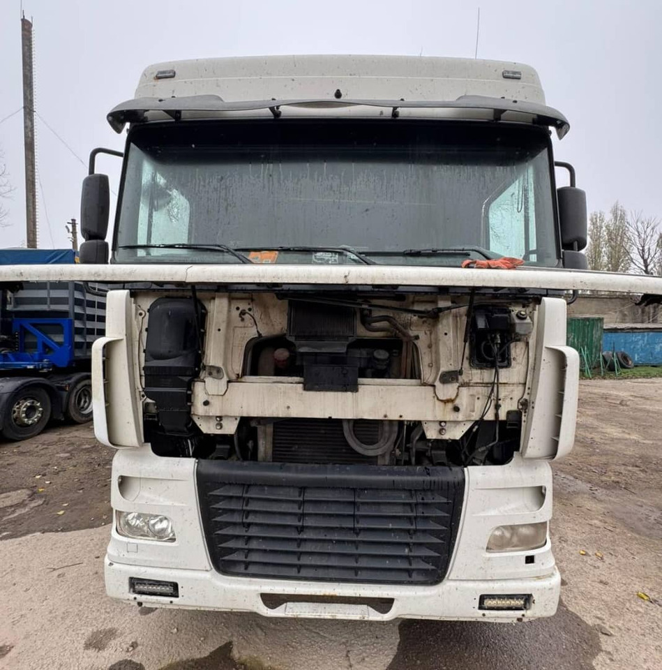 DAF XF 105 - شاحنة جرار: صور 4 DAF XF 105 - شاحنة جرار: صور 4
