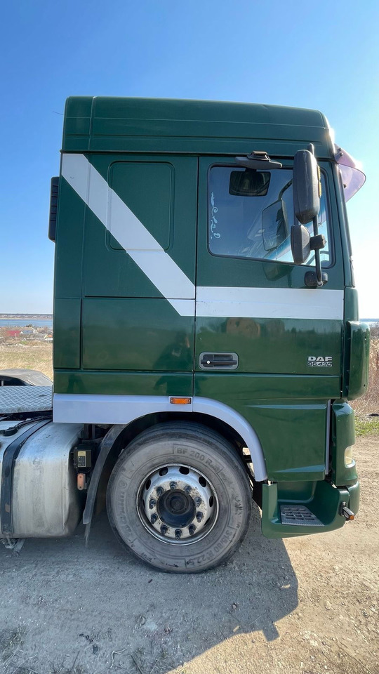 DAF XF 95.430 Tractor head 6x2 - شاحنة جرار: صور 5 DAF XF 95.430 Tractor head 6x2 - شاحنة جرار: صور 5