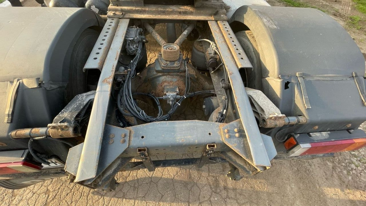 DAF XF 95.430 Tractor head - شاحنة جرار: صور 4 DAF XF 95.430 Tractor head - شاحنة جرار: صور 4