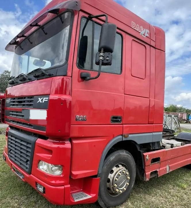 DAF XF 95.480 Tractor head - شاحنة جرار: صور 1 DAF XF 95.480 Tractor head - شاحنة جرار: صور 1