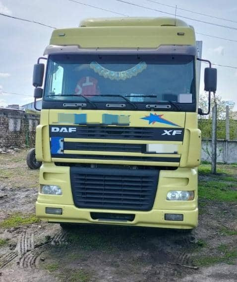 DAF XF 95 - شاحنة جرار: صور 2 DAF XF 95 - شاحنة جرار: صور 2