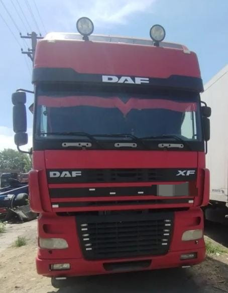 DAF XF - شاحنة جرار: صور 1 DAF XF - شاحنة جرار: صور 1
