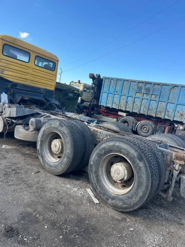 MAN 41.422 Tractor unit - شاحنة جرار: صور 5 MAN 41.422 Tractor unit - شاحنة جرار: صور 5