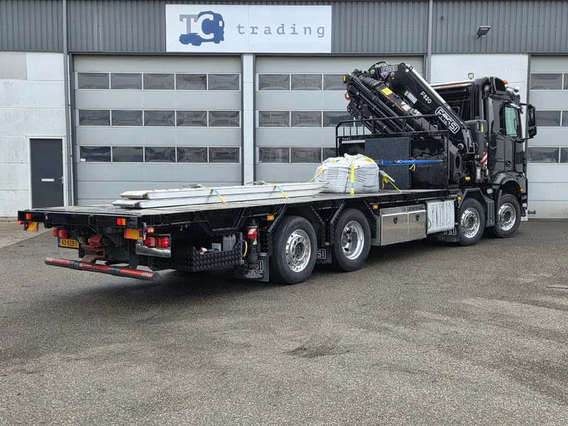 Mercedes-Benz Arocs 8x2 4 Fassi 82TM 2017 euro 6 - شاحنة كرين: صور 5 Mercedes-Benz Arocs 8x2 4 Fassi 82TM 2017 euro 6 - شاحنة كرين: صور 5