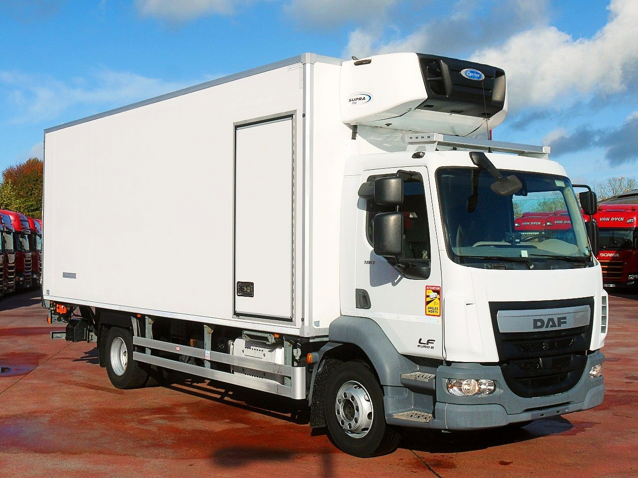 DAF LF 180 14 KUHLKOFFER CARRIER SUPRA 750 A/C - مبردة شاحنة: صور 2 DAF LF 180 14 KUHLKOFFER CARRIER SUPRA 750 A/C - مبردة شاحنة: صور 2