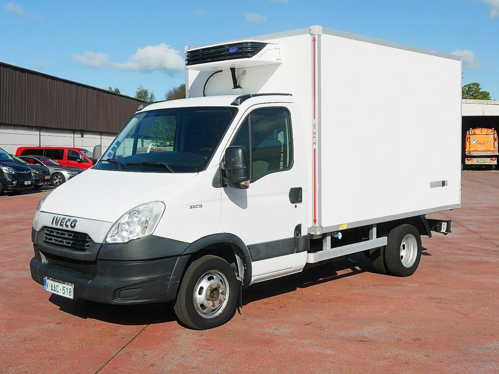 Iveco 35C13 DAILY KUHLKOFFER CARRIER XARIOS 300 -20C - الشاحنات الصغيرة المبردة: صور 4 Iveco 35C13 DAILY KUHLKOFFER CARRIER XARIOS 300 -20C - الشاحنات الصغيرة المبردة: صور 4