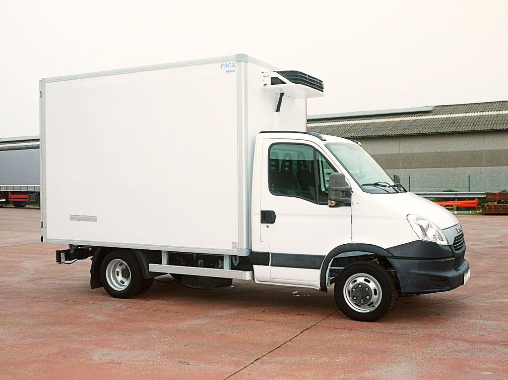 Iveco 35C13 DAILY KUHLKOFFER + FLEISH HAKEN RELEC -20C - الشاحنات الصغيرة المبردة: صور 2 Iveco 35C13 DAILY KUHLKOFFER + FLEISH HAKEN RELEC -20C - الشاحنات الصغيرة المبردة: صور 2