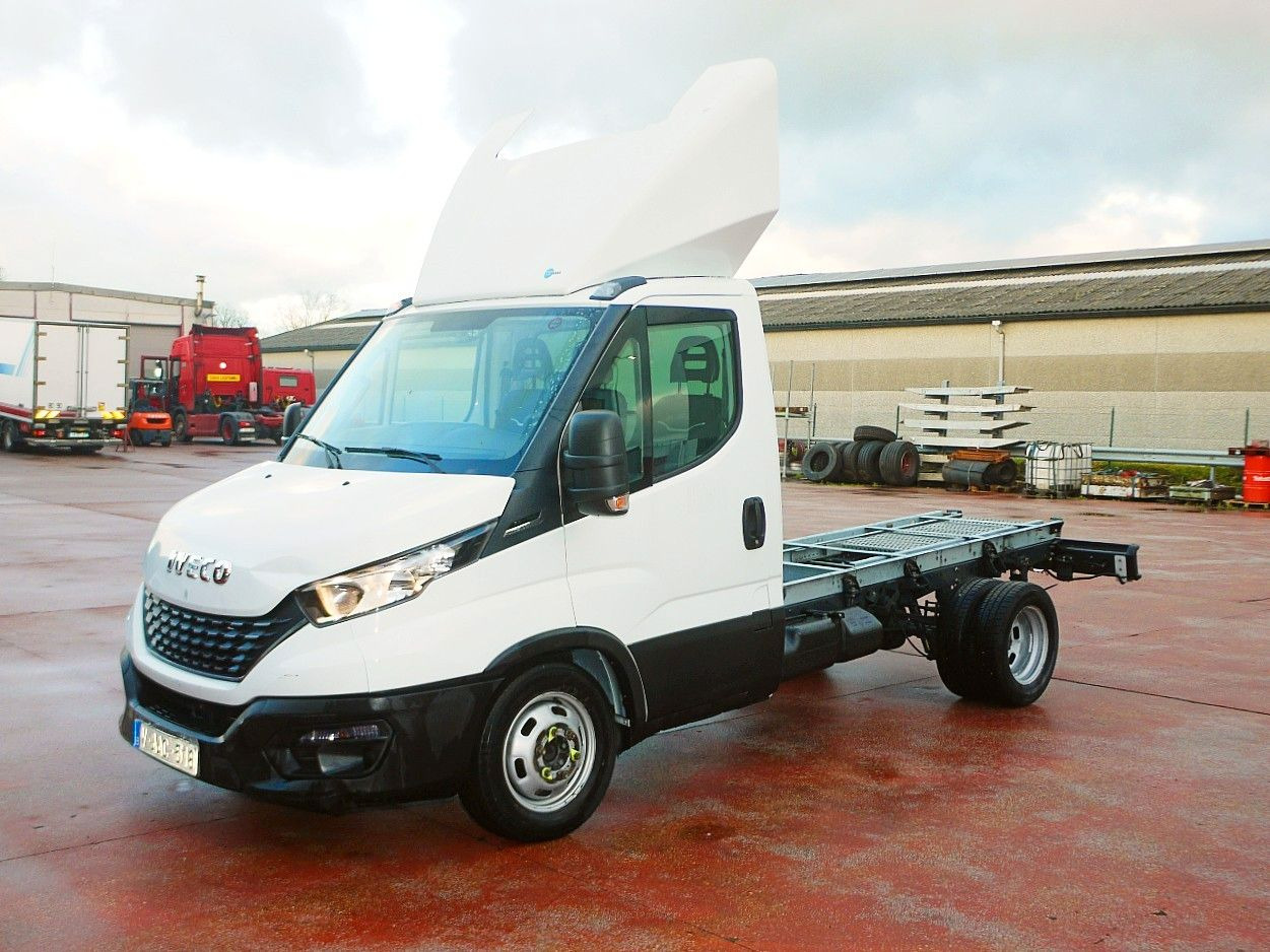 Iveco 35C14 DAILY FAHRGESTELL - الشاسيه شاحنة: صور 4 Iveco 35C14 DAILY FAHRGESTELL - الشاسيه شاحنة: صور 4