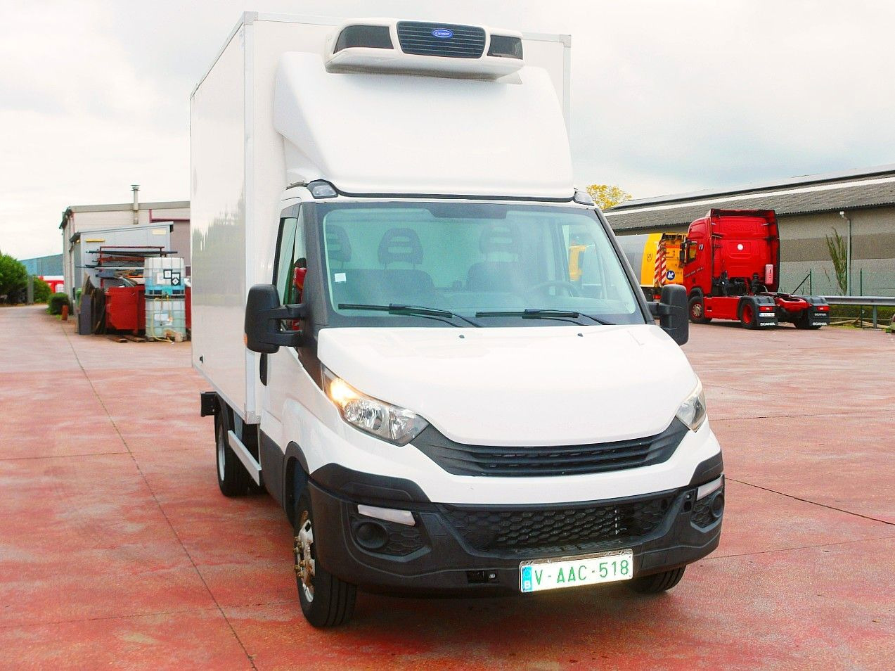 Iveco 35C16 DAILY FLEISH BAHNEN + HACKEN CARRIER PULSR - الشاحنات الصغيرة المبردة: صور 1 Iveco 35C16 DAILY FLEISH BAHNEN + HACKEN CARRIER PULSR - الشاحنات الصغيرة المبردة: صور 1