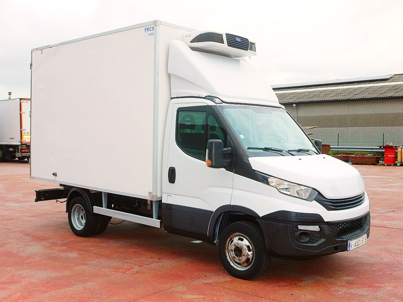 Iveco 35C16 DAILY FLEISH BAHNEN + HACKEN CARRIER PULSR - الشاحنات الصغيرة المبردة: صور 2 Iveco 35C16 DAILY FLEISH BAHNEN + HACKEN CARRIER PULSR - الشاحنات الصغيرة المبردة: صور 2