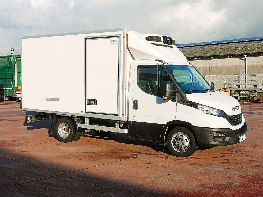 Iveco 35C16 DAILY KUHLKOFFER CARRIER PULSOR400 MT A/C - الشاحنات الصغيرة المبردة: صور 2 Iveco 35C16 DAILY KUHLKOFFER CARRIER PULSOR400 MT A/C - الشاحنات الصغيرة المبردة: صور 2