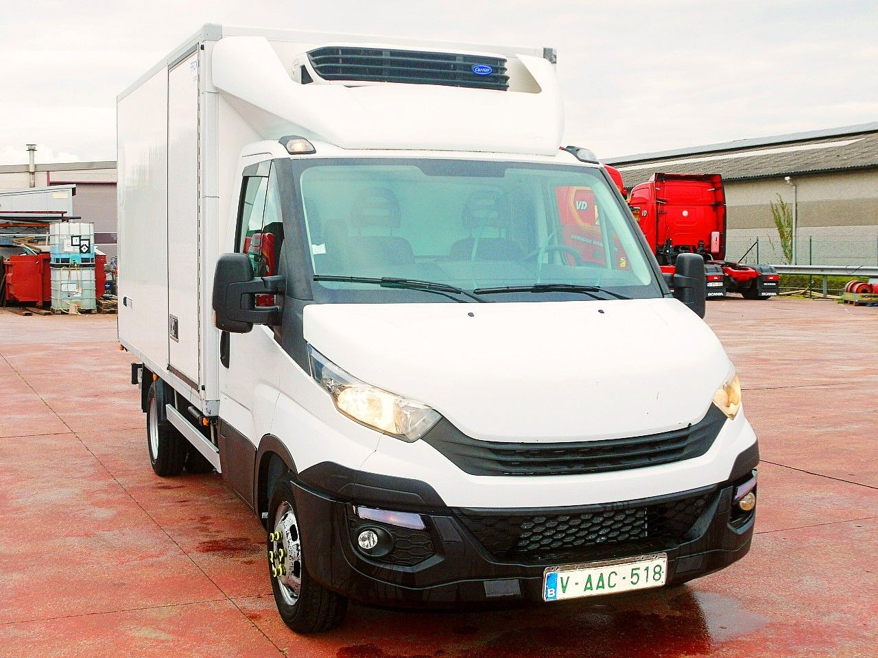Iveco 35C16 DAILY KUHLKOFFER CARRIER XARIOS 350 - الشاحنات الصغيرة المبردة: صور 1 Iveco 35C16 DAILY KUHLKOFFER CARRIER XARIOS 350 - الشاحنات الصغيرة المبردة: صور 1