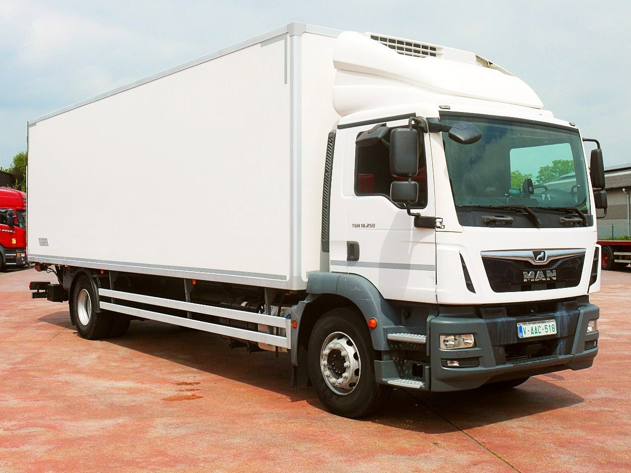 MAN TGM 18.250 KUHLKOFFER THERMOKING V800 MT A/C - مبردة شاحنة: صور 2 MAN TGM 18.250 KUHLKOFFER THERMOKING V800 MT A/C - مبردة شاحنة: صور 2