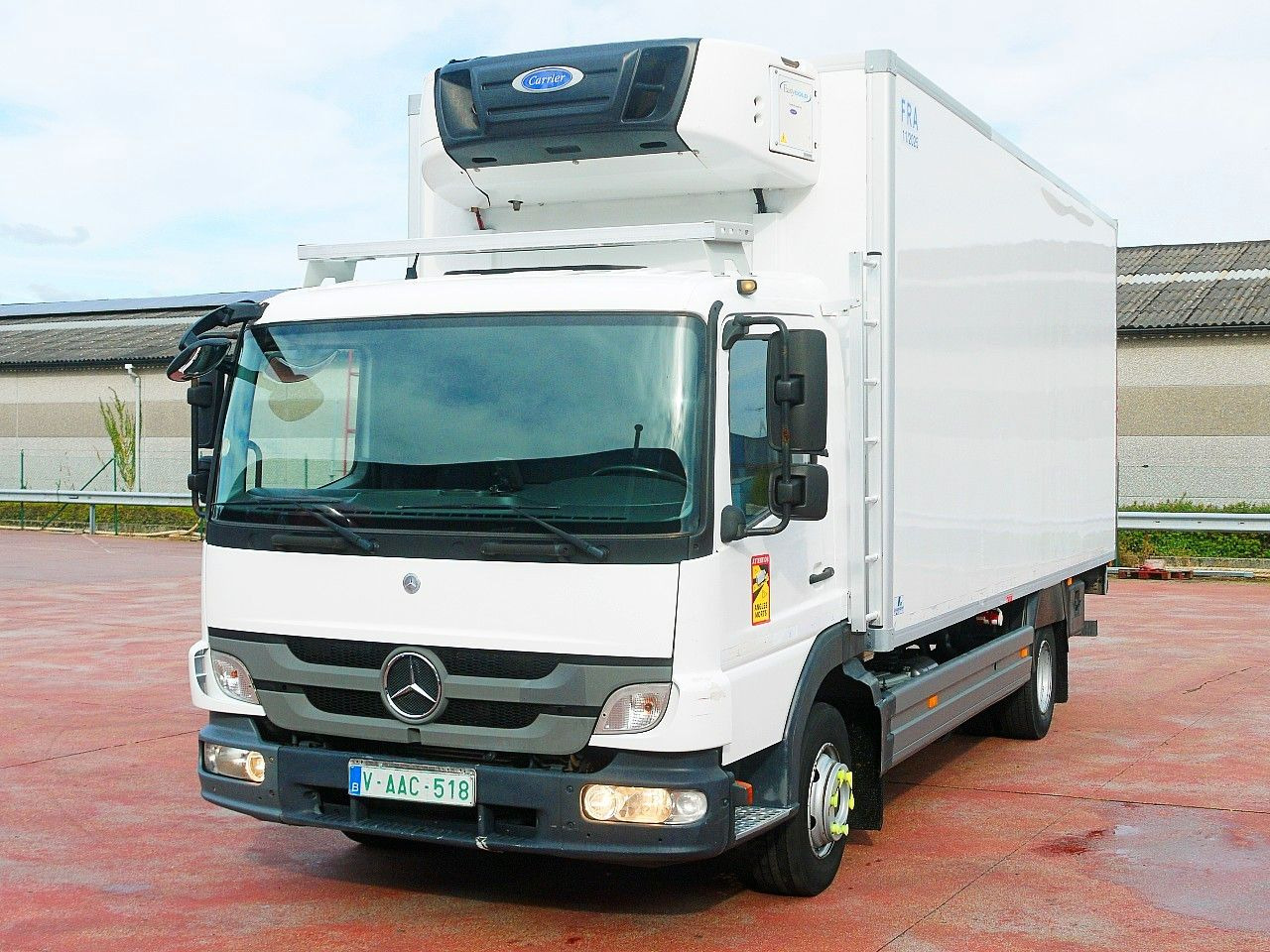 Mercedes-Benz 1018 ATEGO KUHLKOFFER CARRIER SUPRA 550 LBW - مبردة شاحنة: صور 5 Mercedes-Benz 1018 ATEGO KUHLKOFFER CARRIER SUPRA 550 LBW - مبردة شاحنة: صور 5