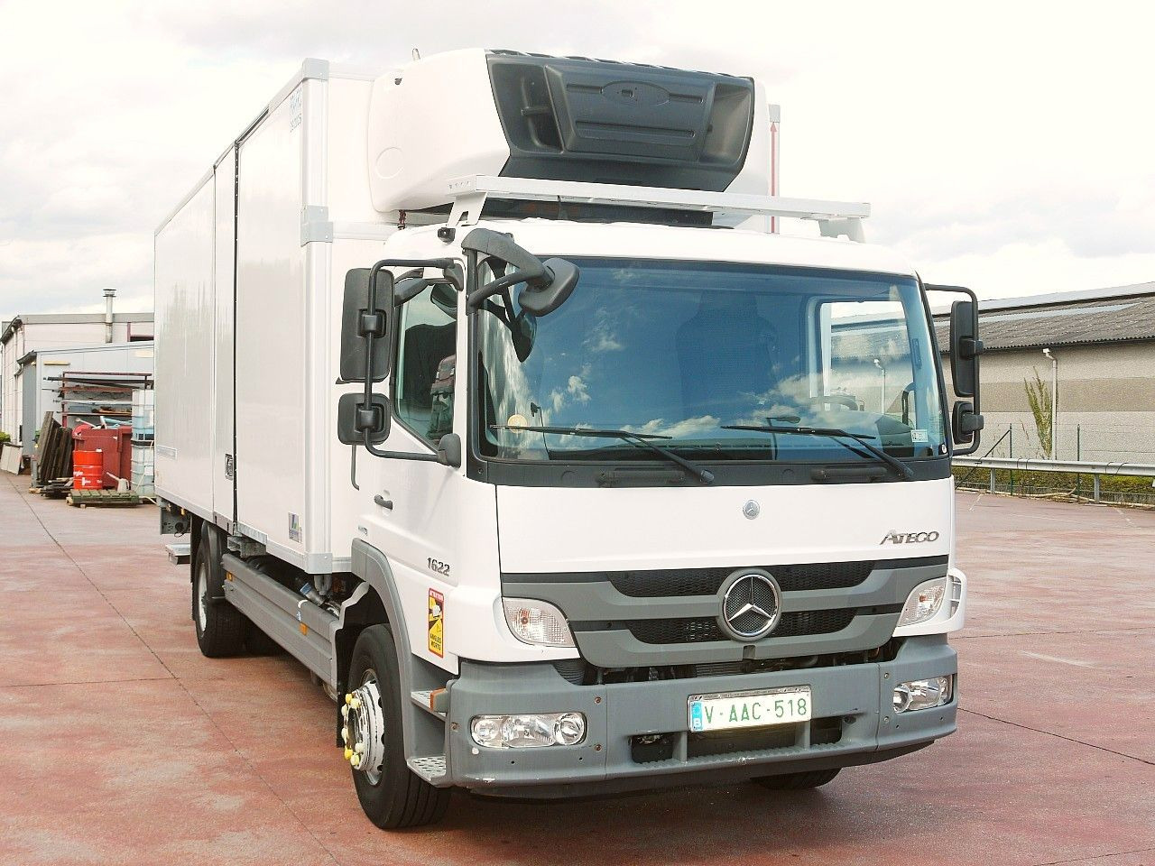 Mercedes-Benz 1622 ATEGO KUHLKOFFER CARRIER SUPRA 1150 MT A/C - مبردة شاحنة: صور 1 Mercedes-Benz 1622 ATEGO KUHLKOFFER CARRIER SUPRA 1150 MT A/C - مبردة شاحنة: صور 1