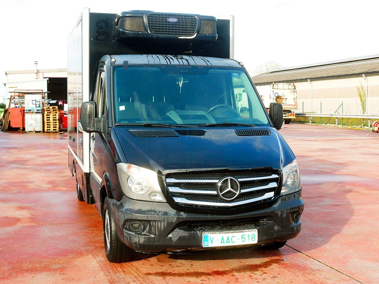 Mercedes-Benz 319 SPRINTER V6 KUHLKOFFER CARRIER PULSOR 600 MT - الشاحنات الصغيرة المبردة: صور 1 Mercedes-Benz 319 SPRINTER V6 KUHLKOFFER CARRIER PULSOR 600 MT - الشاحنات الصغيرة المبردة: صور 1