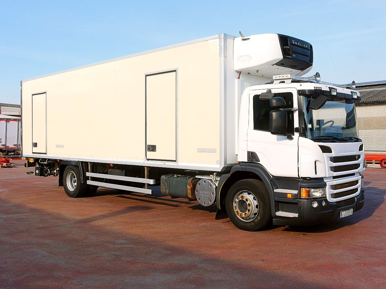Scania P 230 KUHLKOFFER CARRIER SUPRA 950 MT A/C Scania P 230 KUHLKOFFER CARRIER SUPRA 950 MT A/C - مبردة شاحنة: صور 2 Scania P 230 KUHLKOFFER CARRIER SUPRA 950 MT A/C Scania P 230 KUHLKOFFER CARRIER SUPRA 950 MT A/C - مبردة شاحنة: صور 2
