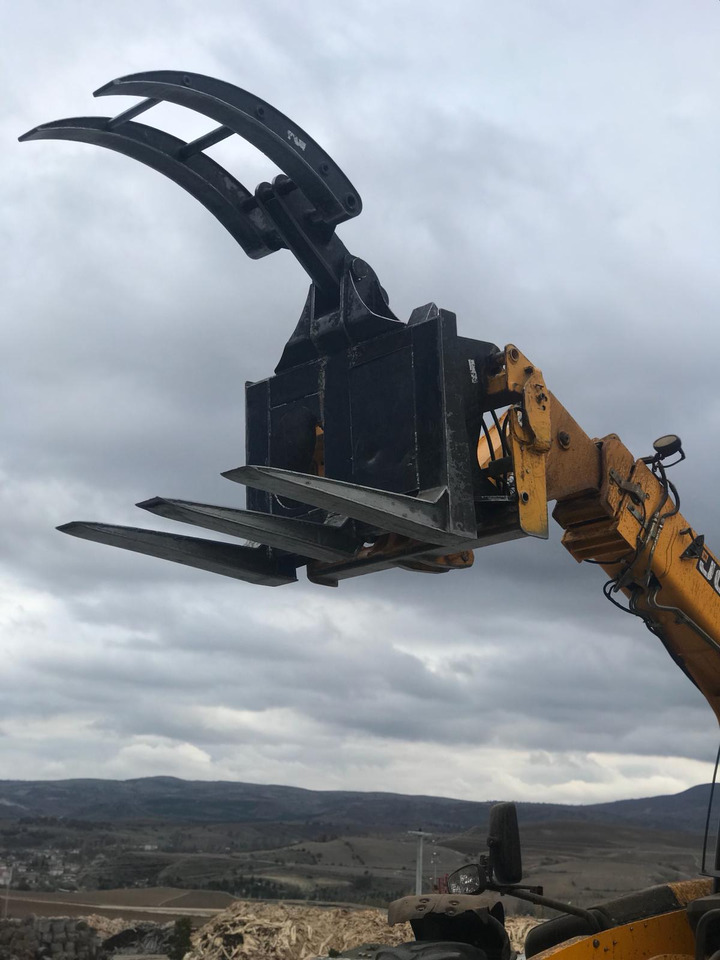 LOADER LOG GRAPPLE - TIMBER GRAPPLE - مخلبي - لودر: صور 3 LOADER LOG GRAPPLE - TIMBER GRAPPLE - مخلبي - لودر: صور 3