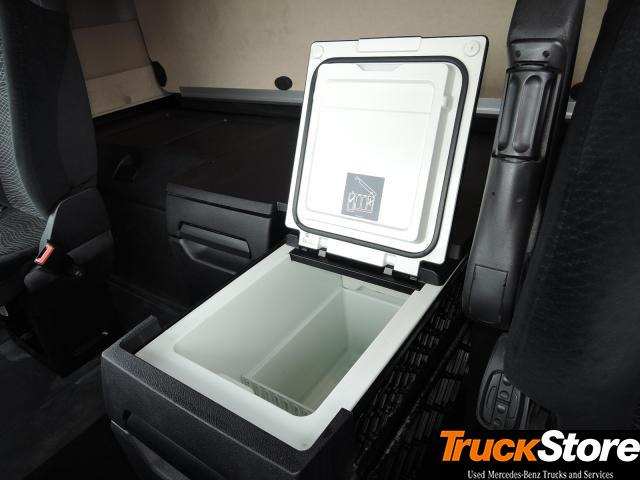 شاحنة جرار Mercedes-Benz Actros 1843 LS: صور 9