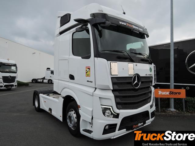 Mercedes-Benz Actros 1845 LS - شاحنة جرار: صور 3 Mercedes-Benz Actros 1845 LS - شاحنة جرار: صور 3