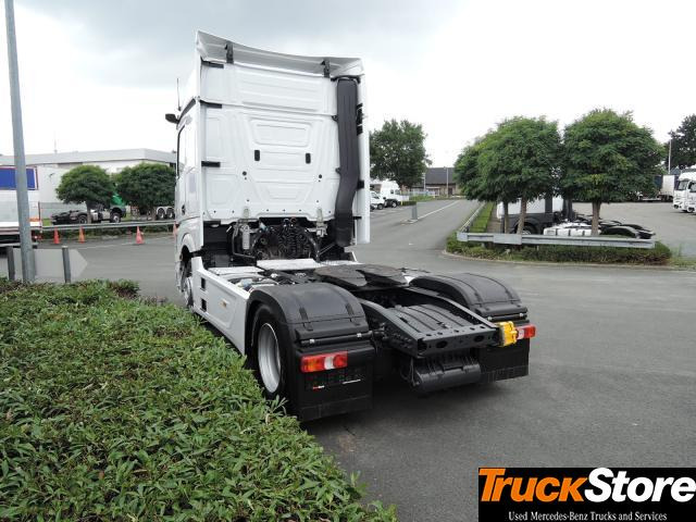 Mercedes-Benz Actros 1845 LS - شاحنة جرار: صور 5 Mercedes-Benz Actros 1845 LS - شاحنة جرار: صور 5