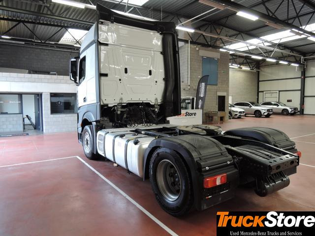 Mercedes-Benz Actros 1851 LS - شاحنة جرار: صور 5 Mercedes-Benz Actros 1851 LS - شاحنة جرار: صور 5