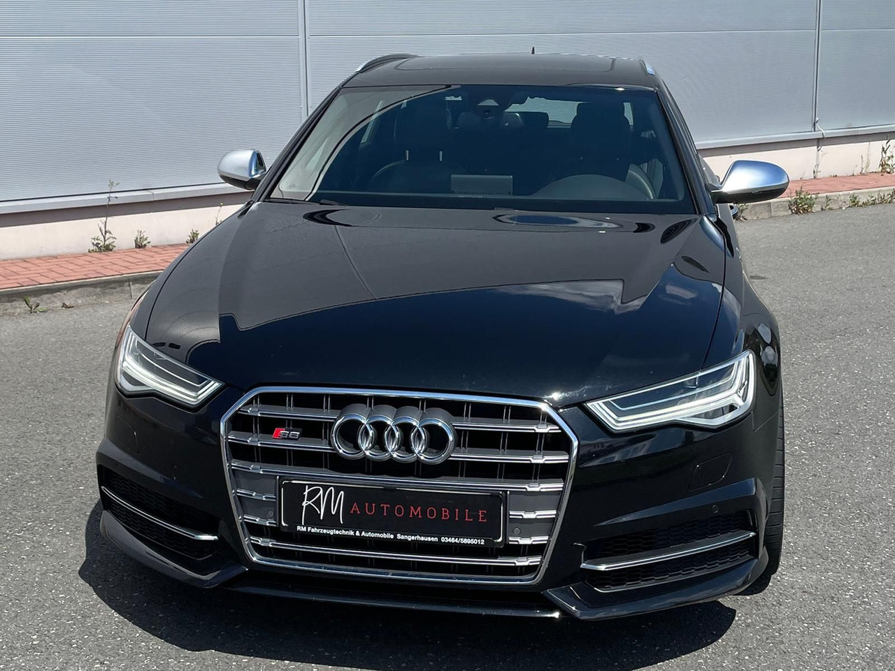 Audi S6 4.0 V8 quattro LEDER LED SITZHZ TEMP NAVI - سيارة ستيشن: صور 4 Audi S6 4.0 V8 quattro LEDER LED SITZHZ TEMP NAVI - سيارة ستيشن: صور 4