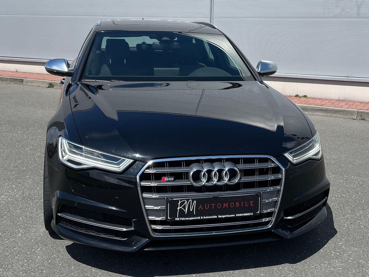 Audi S6 4.0 V8 quattro LEDER LED SITZHZ TEMP NAVI - سيارة ستيشن: صور 3 Audi S6 4.0 V8 quattro LEDER LED SITZHZ TEMP NAVI - سيارة ستيشن: صور 3