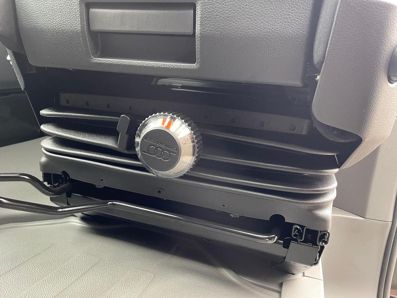 سيارة MAN TGE 3.160 L3H3 Kasten RWD LED ACC RWD SHZ STANDH: صور 33 سيارة MAN TGE 3.160 L3H3 Kasten RWD LED ACC RWD SHZ STANDH: صور 33