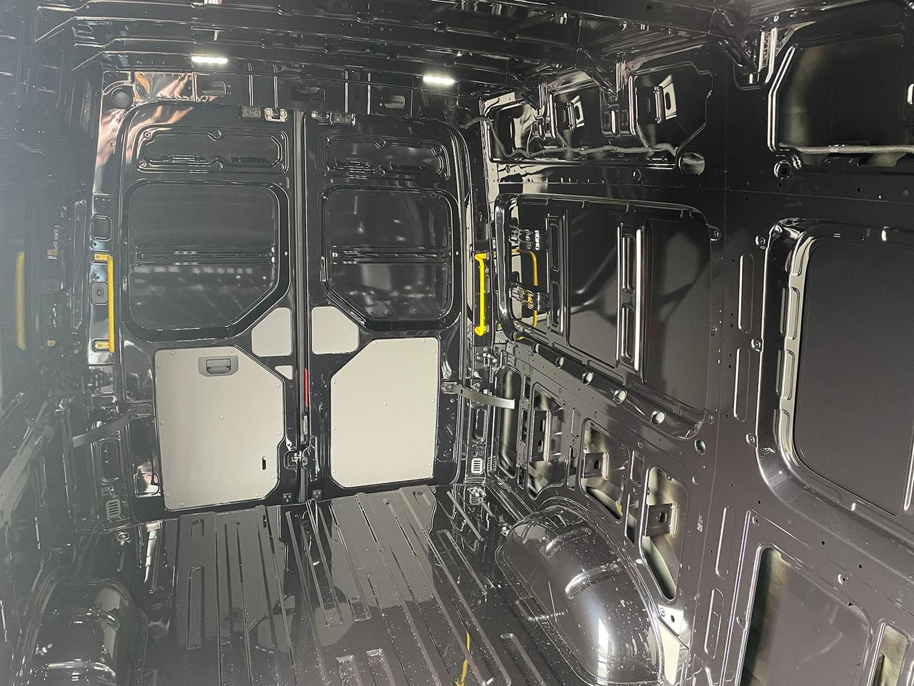 سيارة MAN TGE 3.160 L3H3 Kasten RWD LED ACC RWD SHZ STANDH: صور 10 سيارة MAN TGE 3.160 L3H3 Kasten RWD LED ACC RWD SHZ STANDH: صور 10